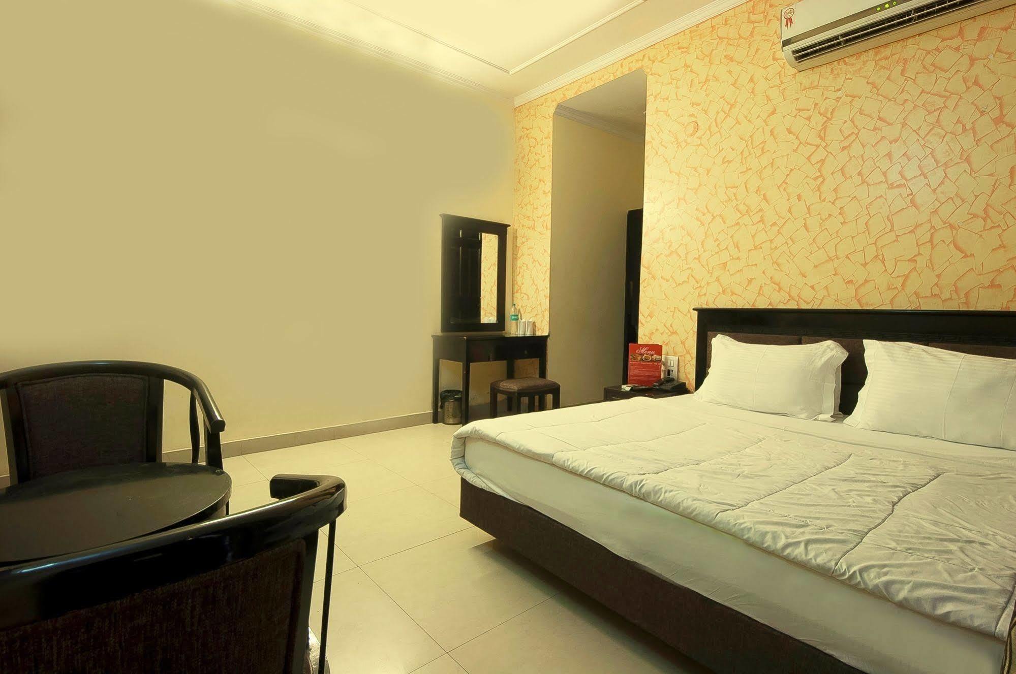 Hotel Sunrise Delhi  Luaran gambar